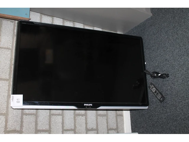 Tv philips 42pfl8404h 42 inch met afstandsbediening. - afbeelding 1 van  2