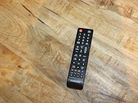 Tv samsung 49 inch met afstandsbediening en wandbeugel. let op lichte verkleuring op gedeelte scherm. - afbeelding 2 van  3