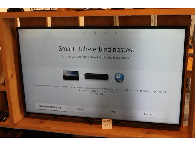 Tv samsung 49 inch met afstandsbediening en wandbeugel. let op lichte verkleuring op gedeelte scherm. - afbeelding 3 van  3