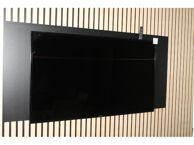 Tv samsung lh65mebplgc/en 65 inch met afstandsbediening en muurbeugel. - afbeelding 1 van  3