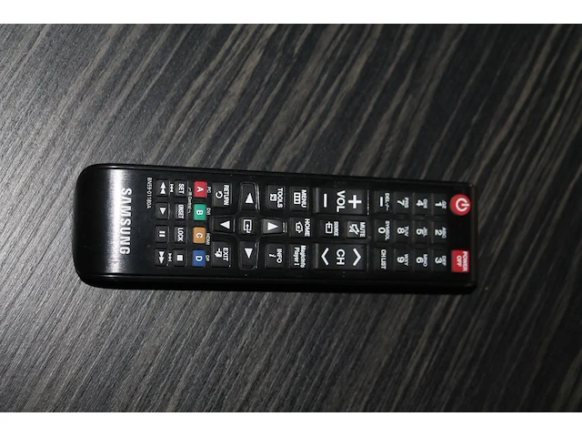 Tv samsung lh65mebplgc/en 65 inch met afstandsbediening en muurbeugel. - afbeelding 3 van  3