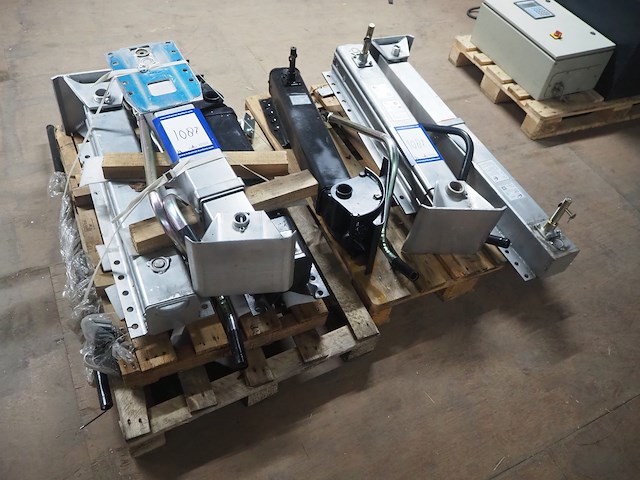 Tvm - afbeelding 1 van  11