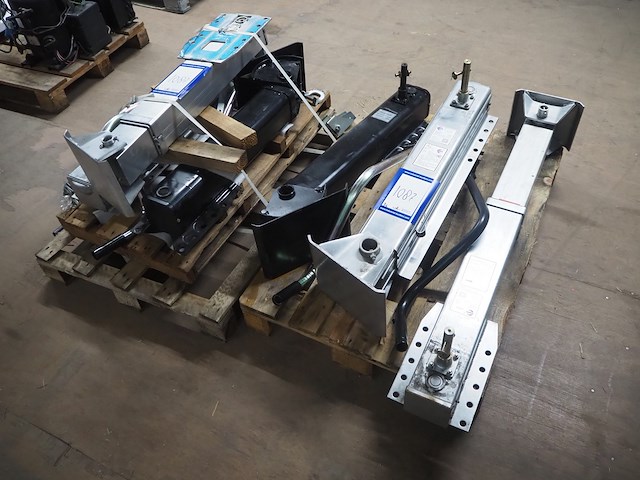 Tvm - afbeelding 4 van  11