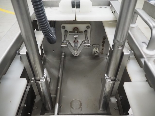 Tvm - afbeelding 18 van  22