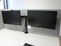 Twee 27 inch monitoren lg aan verstelbare bureaustandaard. - afbeelding 1 van  2
