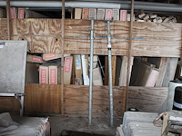 Twee bouwstempels. - afbeelding 1 van  2