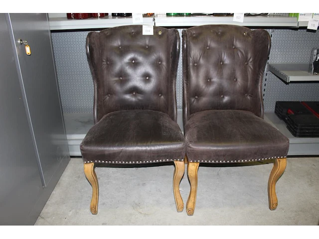 Twee bruin beklede stoelen riviera maison. margeproduct - afbeelding 1 van  2
