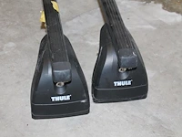 Twee dakdragers thule met lengte 136 cm. let op! sleutel ontbreekt. - afbeelding 2 van  2