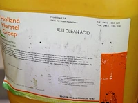 Twee deels aangebroken cans alu clean acid. - afbeelding 2 van  2