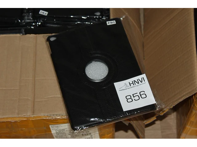 Twee dozen met ipad hoezen voor de ipad r2 - afbeelding 3 van  3