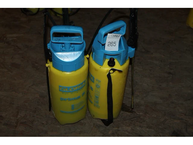 Twee drukspuiten gloria 5 liter. - afbeelding 1 van  2