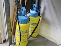 Twee drukspuiten gloria 5 liter. - afbeelding 1 van  2