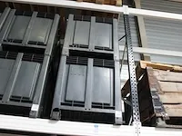 Twee europalletkisten manutan met afmeting 120 x 80 x 85 cm. - afbeelding 1 van  2