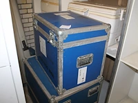 Twee flightcases in twee maten waaronder 80 cm x 60 cm x 65 cm - afbeelding 1 van  2