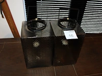 Twee glazen windlichten. afmeting 20 x 20 x 31 cm. - afbeelding 1 van  2
