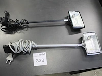 Twee halogeenlampjes met lengte 52 cm. - afbeelding 1 van  1