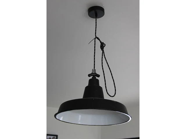 Twee hanglampen doorsnede 40 cm. - afbeelding 2 van  2