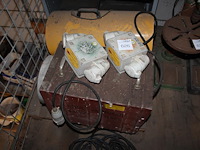 Twee heaters. werking onbekend. - afbeelding 1 van  3