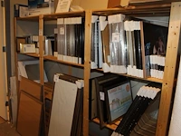 Twee houten stellingen a 230 x 50 x 172 cm. let op! exclusief inhoud en ophalen na 12.00 uur. - afbeelding 1 van  2