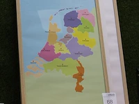 Twee houten wissellijsten. afmeting 43 x 63 en 53 x 73 cm. - afbeelding 2 van  2