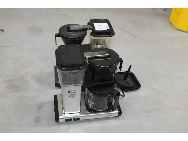 Twee koffiemachines de. - afbeelding 1 van  3