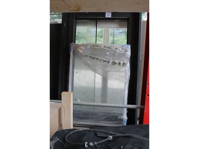 Twee kozijnen met afmeting 94 x 151 cm. . - afbeelding 5 van  5