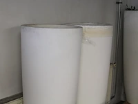 Twee kunststof bloempoten elho. hoogte 138 cm - afbeelding 1 van  2
