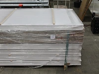 Twee linksdraaiende nieuwe binnendeuren 83 x 231.5 x 4 cm met kozijn. - afbeelding 1 van  3