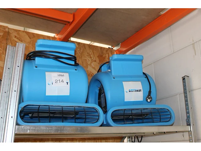 Twee luchtblowers dryfast drf4000. - afbeelding 1 van  2