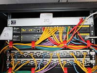 Twee managed poe switches tp-link t2600g-28mps. - afbeelding 2 van  2