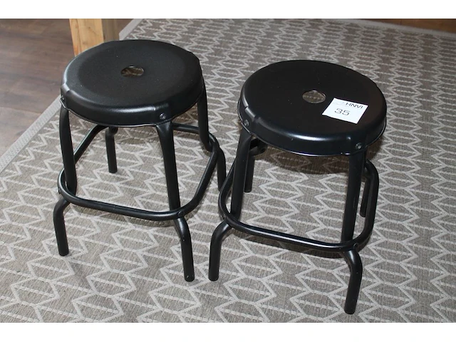 Zeven (deels aangebroken) rollen fotopapier rocket pe250 satin in diverse maten en uitvoeringen. - afbeelding 1 van  4