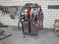 Twee mig lasapparaten kemppi pro mig 500l en kemppi pro mig 500 met koelingen pro cool 10 en pro 4000 op kar. - afbeelding 1 van  5