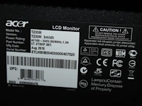 Twee monitoren acer t23oh23 inch en iiyama prolite e2280 22 inch met toetsenbord. - afbeelding 2 van  3