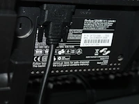 Twee monitoren eizo flexscan s240w 24 inch en s2111w 21 inch met toetsenbord, camera en muis. - afbeelding 3 van  3