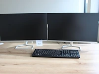 Twee monitoren hp m24f. - afbeelding 1 van  2