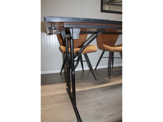 Twee opklapbare tafels met afmeting 160 x 80 x 73 cm. - afbeelding 2 van  2