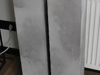 Twee pilaren afm. 20 x 20 x 80 cm. - afbeelding 2 van  2