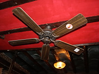 Twee plafond ventilatoren doorsnede 125 cm. - afbeelding 1 van  3