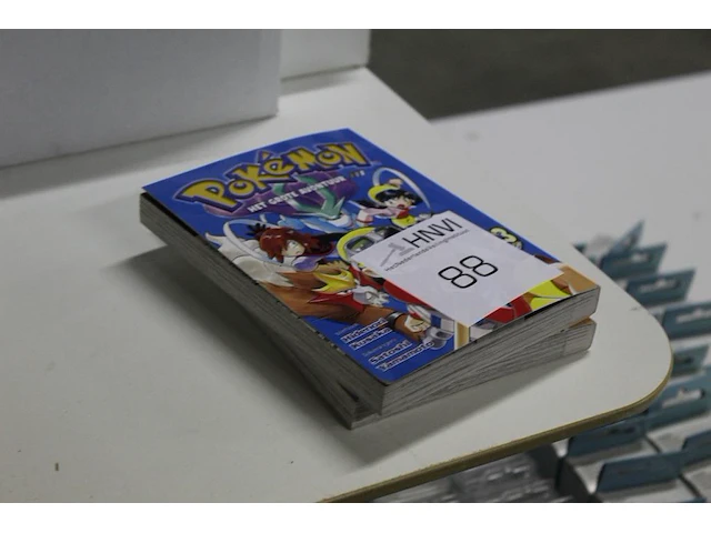 Twee pokémon manga boeken in nederlandse vertaling - afbeelding 2 van  3