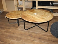 Twee salontafels met doorsnede 60 cm en 48 cm. - afbeelding 2 van  2