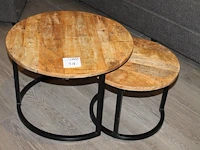 Twee salontafels met doorsnede 60 cm en 48 cm. - afbeelding 1 van  1