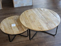Twee salontafels met doorsnedes 80 cm en 58 cm en hoogtes 36 cm en 28 cm. - afbeelding 1 van  2