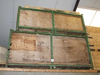 Twee stapelbare transportbokken. afmeting 254 x 115 x 115 cm. - afbeelding 1 van  2