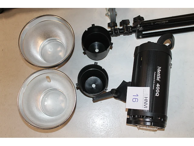 Stofzuiger numatic henry next 200 met diverse accessoires. - afbeelding 5 van  6