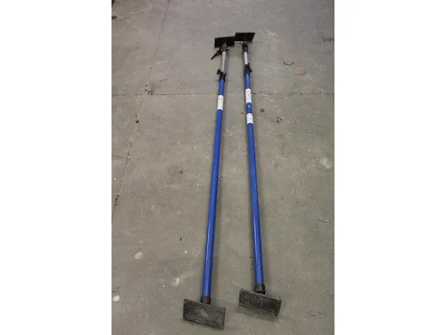 Twee telescoopstempels - afbeelding 2 van  2