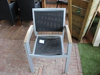 Twee terrasstoelen de arend met enkele beschadigingen. - afbeelding 1 van  3