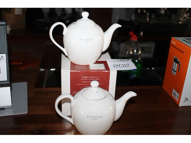 Twee theepotten dammann 0,5 liter. - afbeelding 1 van  2