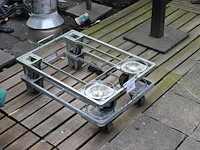Twee transporthondjes. - afbeelding 2 van  2