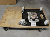 Twee transporthondjes. - afbeelding 1 van  1