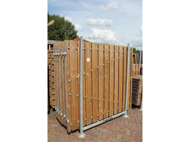 Twee tuinpoorten (links/rechts) in metalen bok. afmeting 202 x 180 cm. let op: exclusief metalen bok. - afbeelding 3 van  3